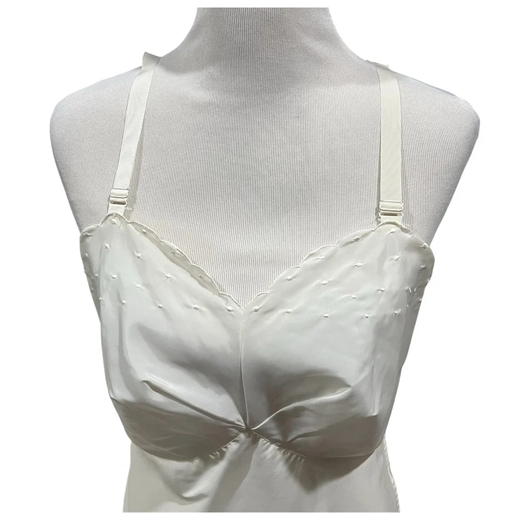 Vintage 1950s Barbizon Candie Tafredda 14 Tall Miss Nylon Slip Dress